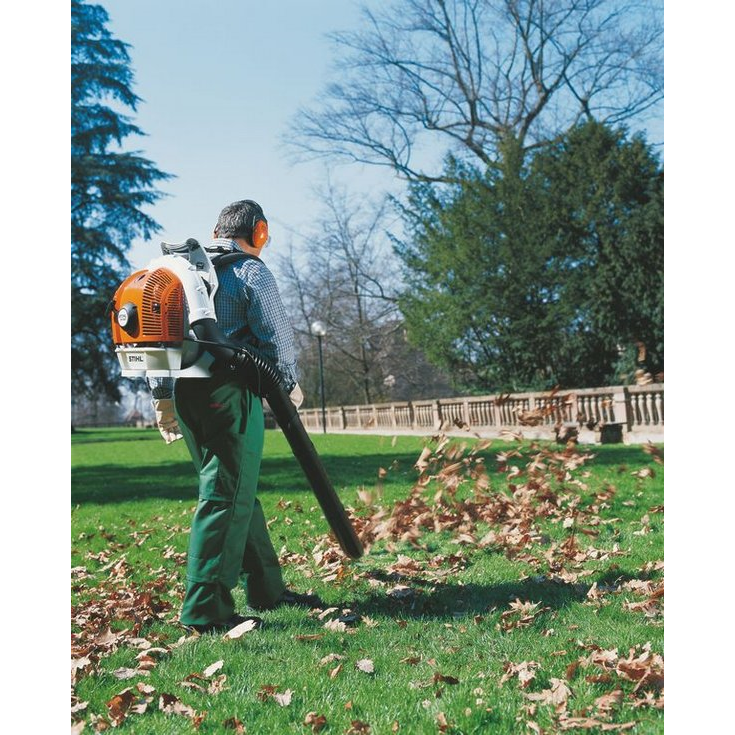 STIHL BR 500 Border Chainsaw Lawnmower Services