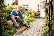 Load image into Gallery viewer, STIHL HSA 45 Cordless Hedge Trimmer 20&quot;
