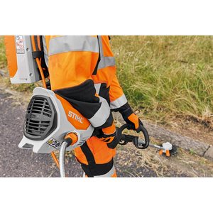 STIHL KMA 130R Cordless KOMBI ENG